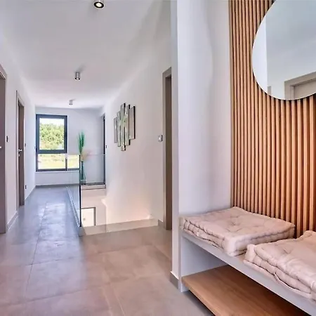 Villa Magic View Split With Pool *