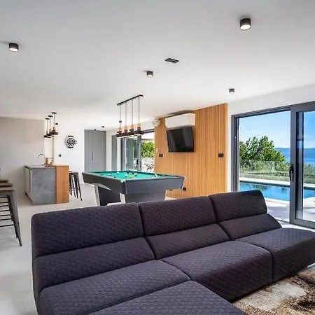 Magic View Split With Pool