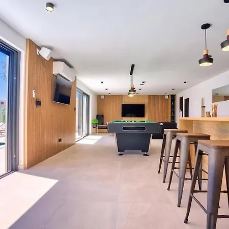 Magic View Split With Pool Villa *