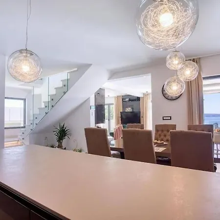 Magic View Split With Pool Villa *