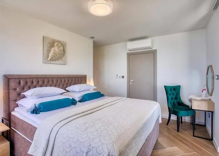 Magic View Split With Pool