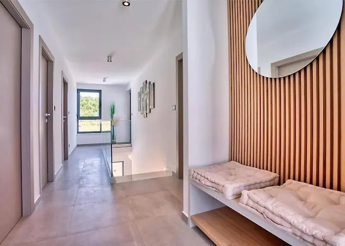 Vila Magic View Split With Pool *