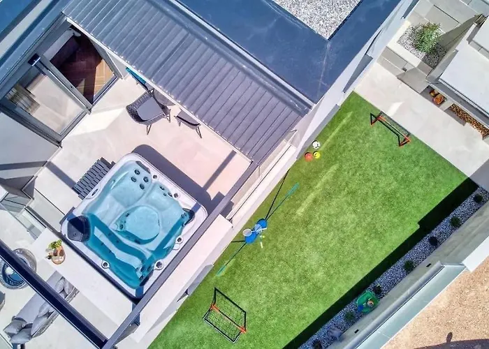 Magic View Split With Pool * Podstrana